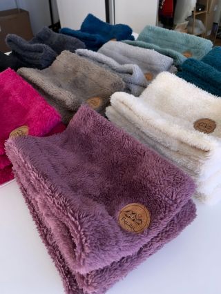 Je čas připravit se na zimu ❄️ Na eshopu ve všech barvách ! Kukly budou následovat - některé barvy už najdete taky...